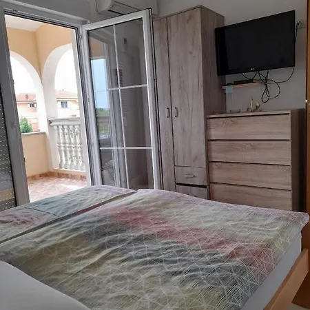 Slavko Apartmán *
